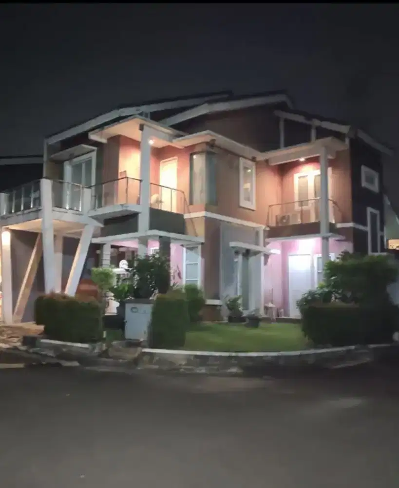 Jual rumah hoek harga termurah 1,050 M nego. Legenda Wisata Cibubur