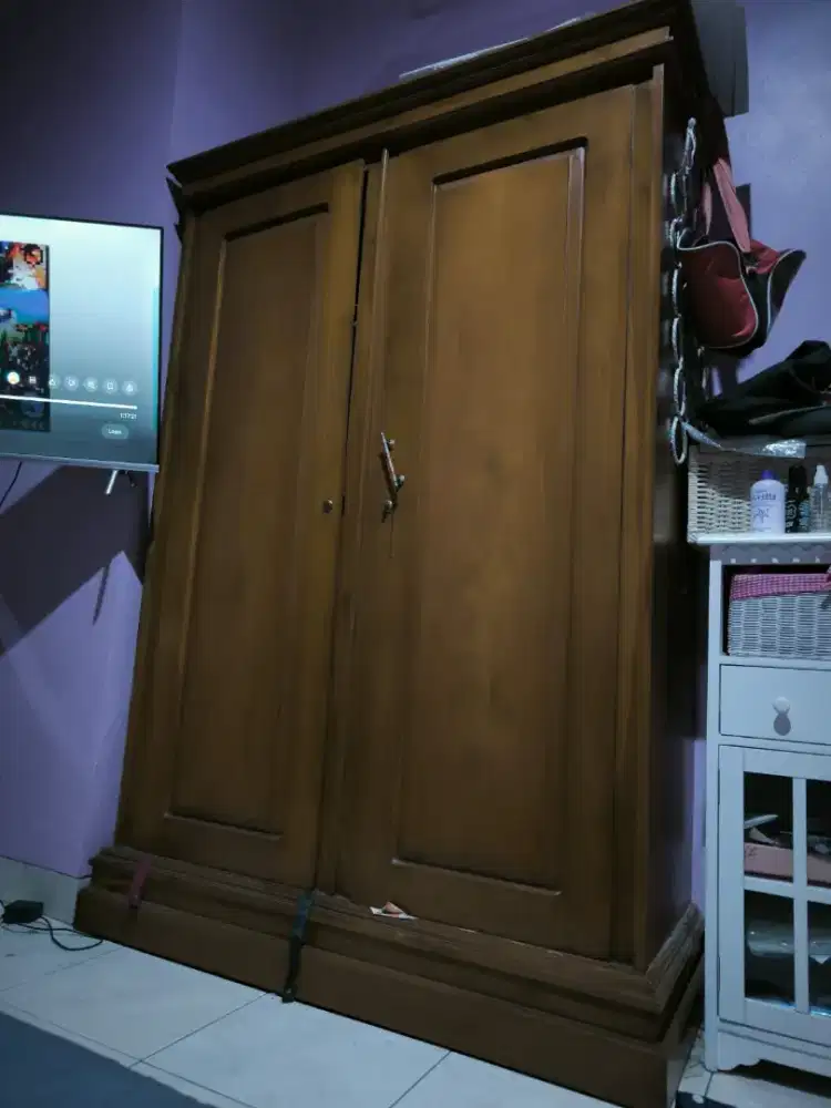 lemari full kayu jati