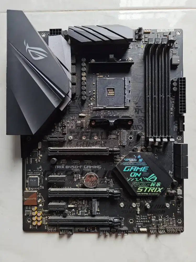 Motherboard Asus ROG Strix Gaming B450F