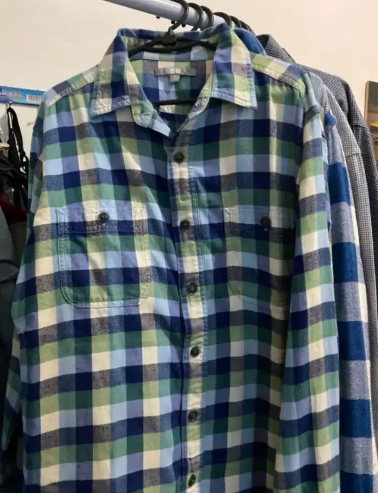 Kemeja bekas pakai sendiri