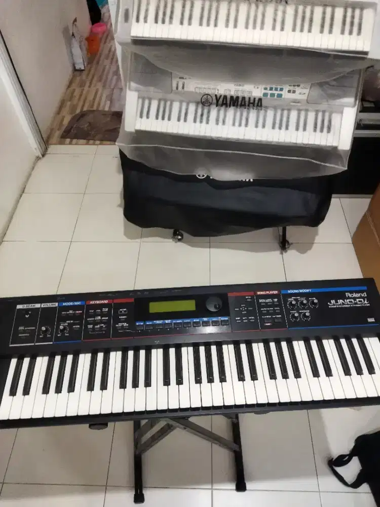KEYBOARD ROLAND JUNO DI