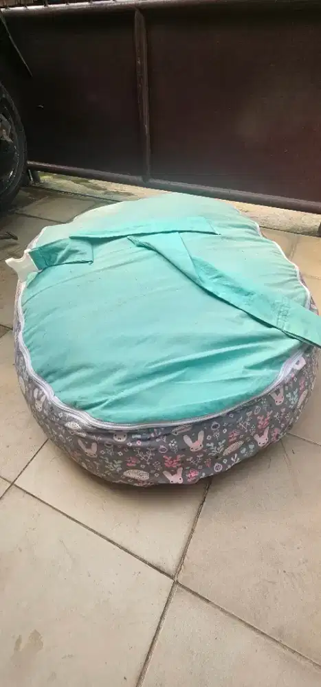 Bantal sekaligus kasur baby nyaman