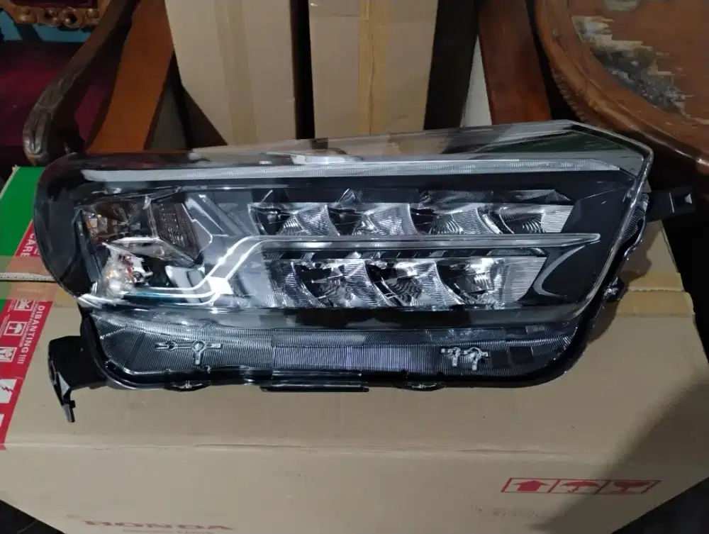 Headlamp assy ori Brio RS 2023 keatas (LED) no part 33100-TG4-T21 baru
