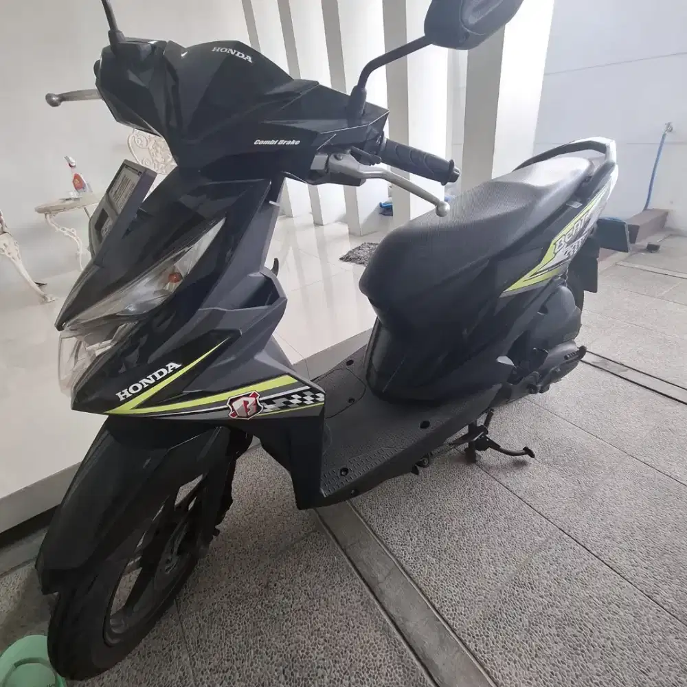 Dijual sepeda motor Honda Beat 2018
