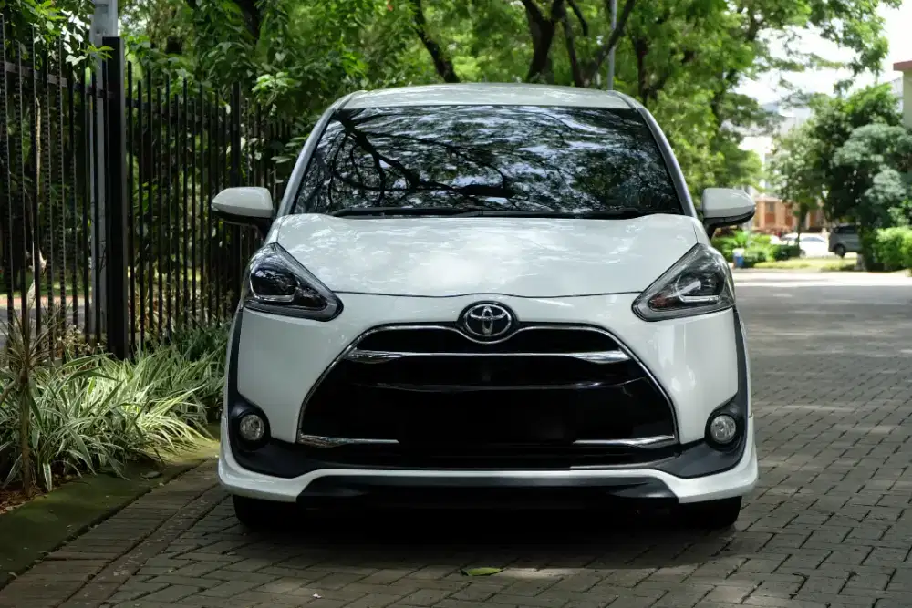 Sienta Q AT 2018 Istimewa