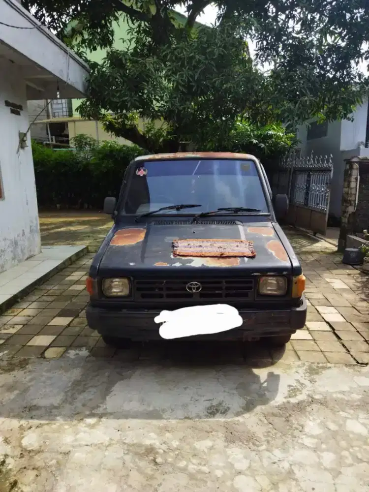 Toyota Kijang Super KF 50 (long) 1995