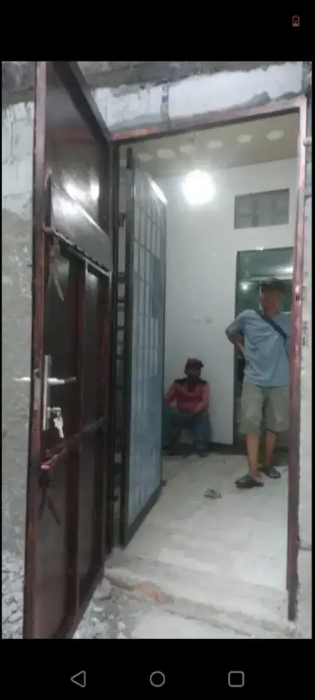 tukang las panggilan.