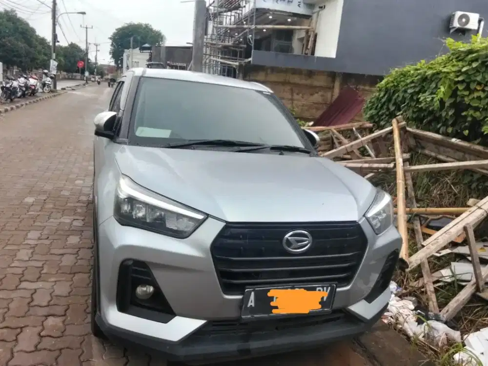 JUAL MOBIL DAIHATSU ROCKY