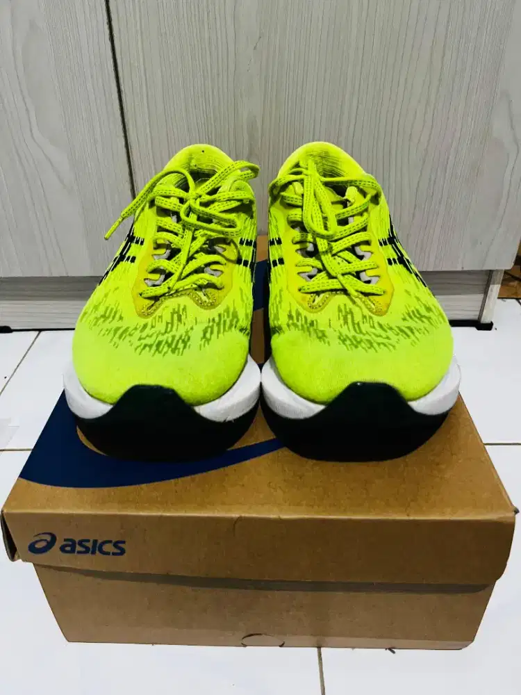 ASICS NOVABLAST 3 size 43,5 EUR 9½ US 8½ UK insole 27,5 cm