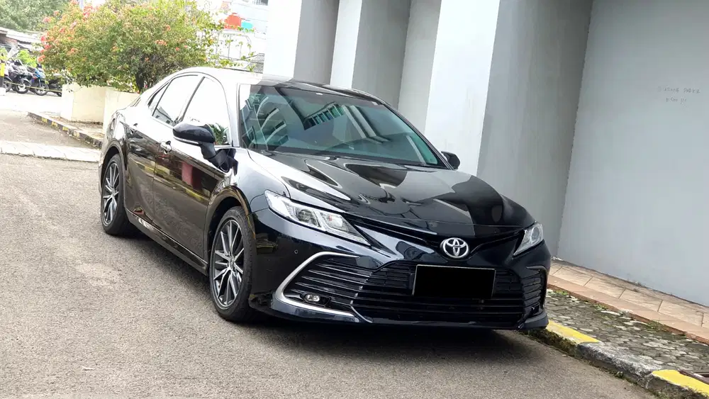 [ GARANSI 5TH ] Toyota Camry 2.5 V AT TNGA Facelift Sunroof 2022/2023