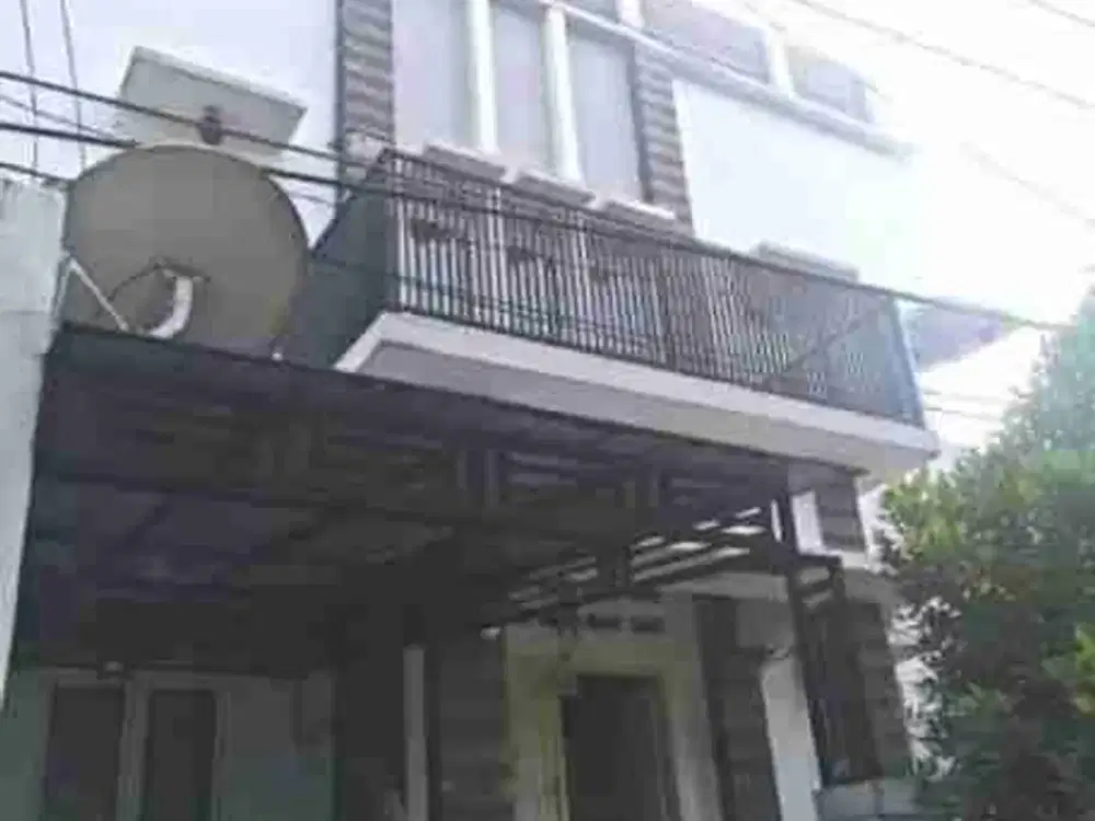 Rumah Eksklusif di Griya Bintara indah