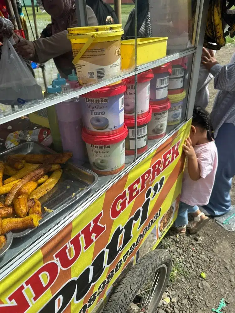 Loker Jaga Stand wanita single Serabutan Pria single