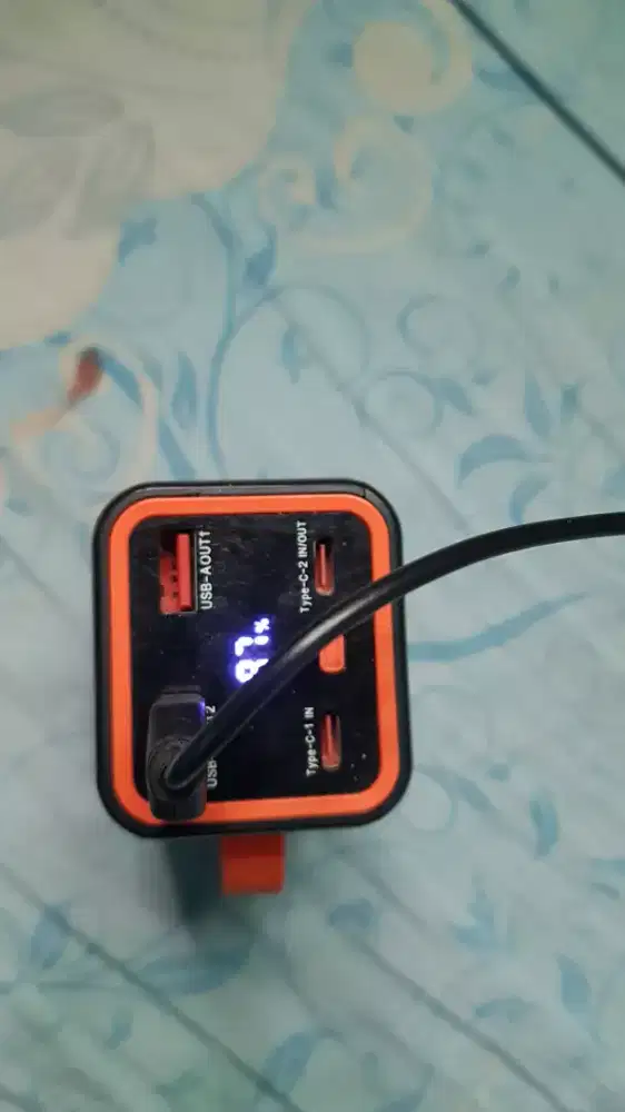 Power bank kapasitas 10.000 mah