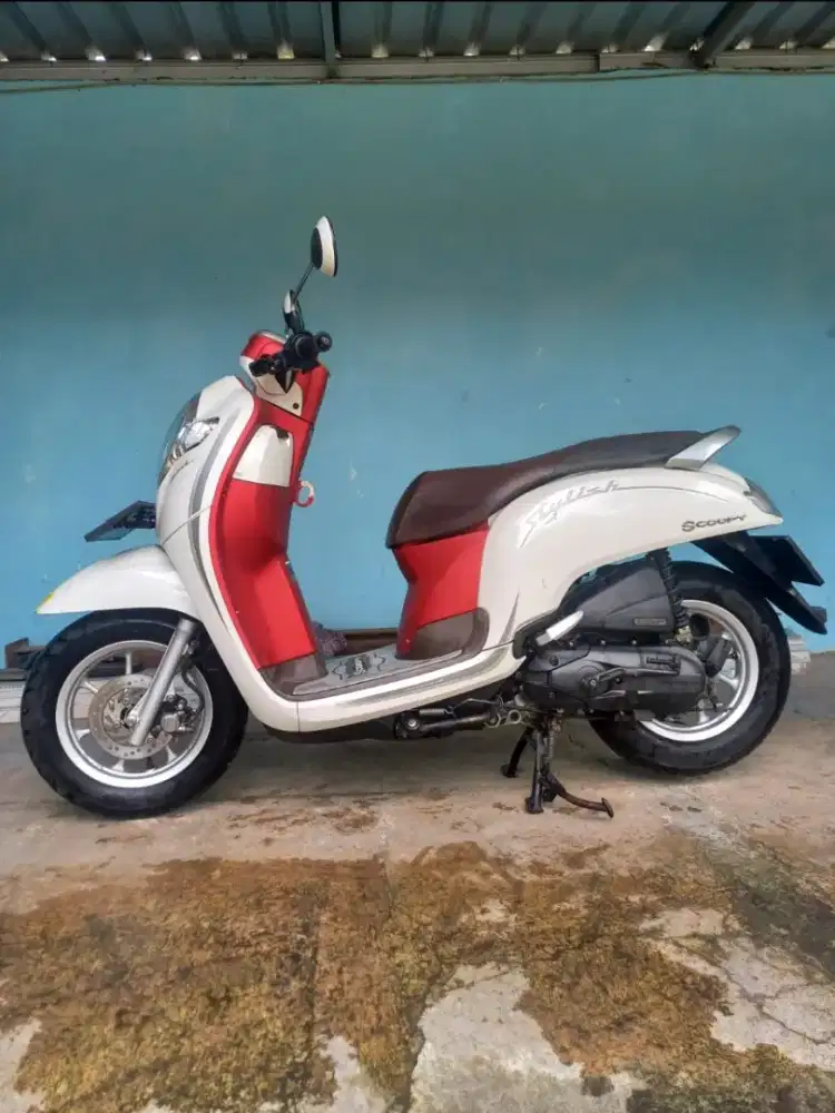 Scoopy Stylish 2019