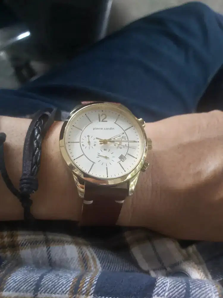 Jam Tangan Pierre Cardin,mulus,tali kulit,fungsi jam normal.