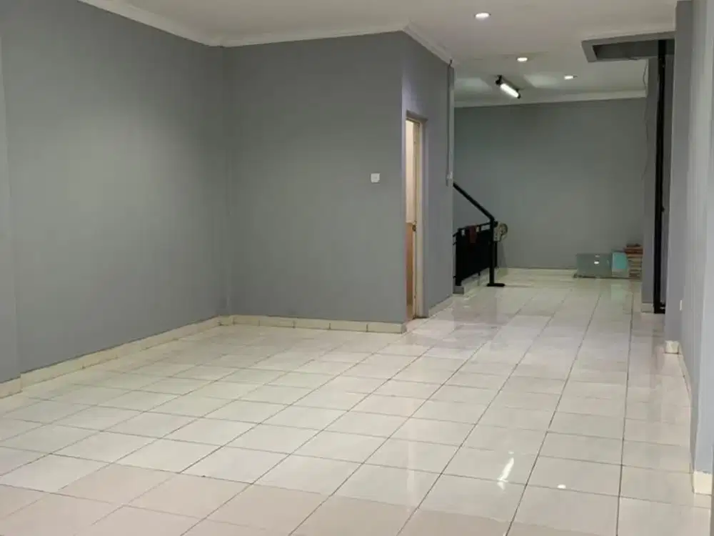 Ruko HGB 3 Lantai Siap Pakai Bisa Nego di City Resort Cengkareng Jakarta Barat