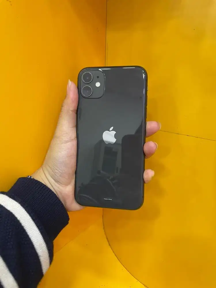 iphone 11 64 ex iBox