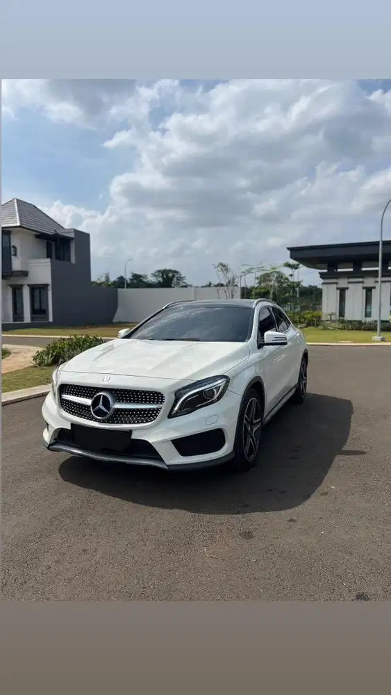 Mercedes-Benz GLA200 1.6 AMG SUV AT 2015