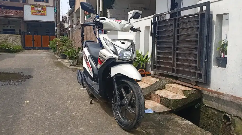 Dijual HONDA BEAT CBS 2014