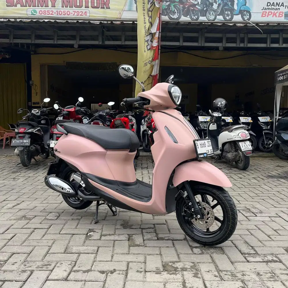 YAMAHA GRAND FILANO LUX 2025