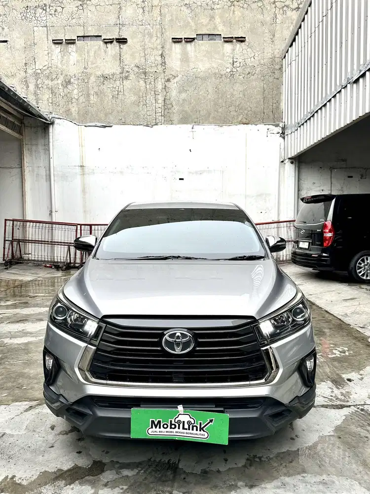 DP 10 JUTA, TOYOTA KIJANG INNOVA 2.0 VENTURER AT 2021