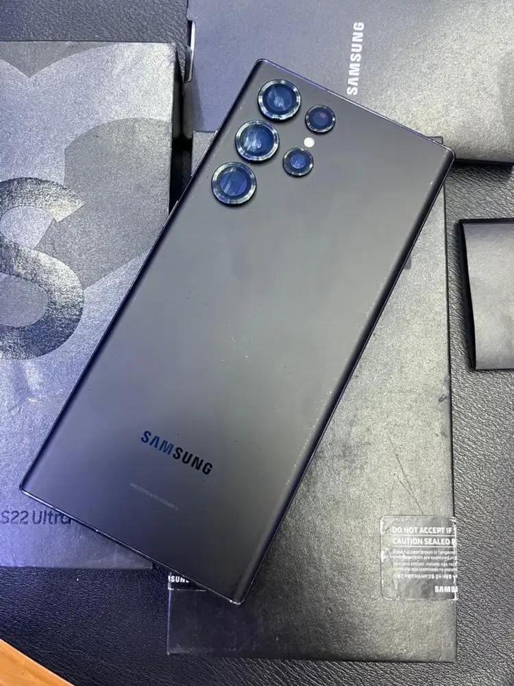 Samsung S22 Ultra 12/256