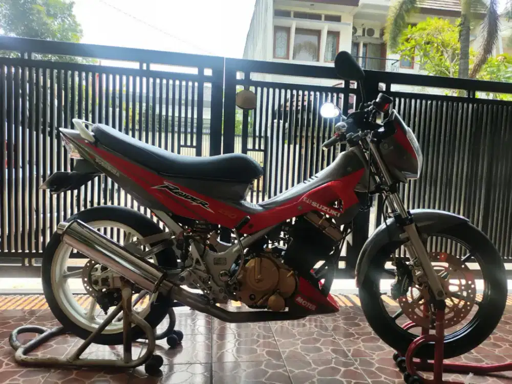 Suzuki satria Fu CBU 2005 yoshimura