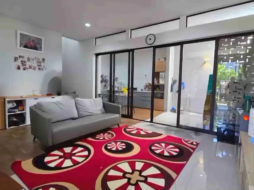 Summarecon Flora Premium Rumah Furnished Modern Dijual Cepat