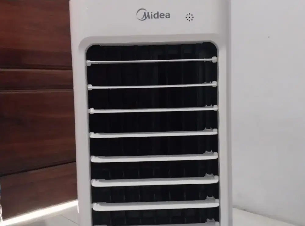 Air cooler Midea Tipe AC100-18B