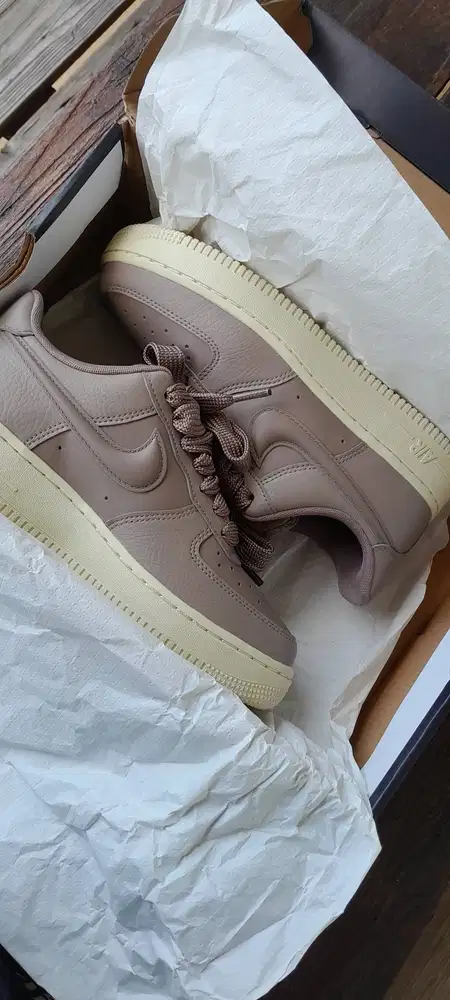 Nike Air Force 1 Mink Brown US 6.5 Sneakers New Original