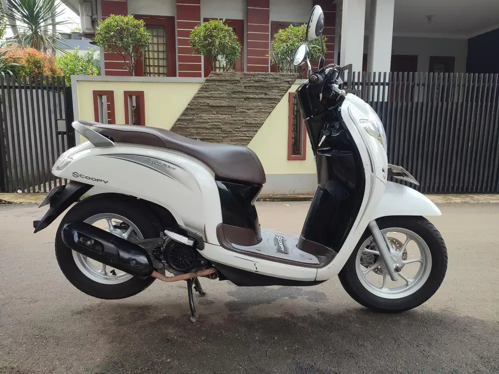 SCOOPY STYLISH TAHUN 2018 PAJAK HIDUP