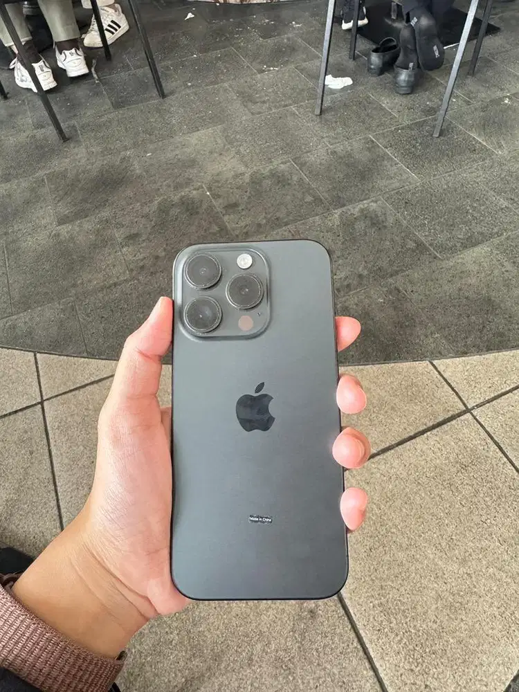 iphone 15 pro black 128gb fullset