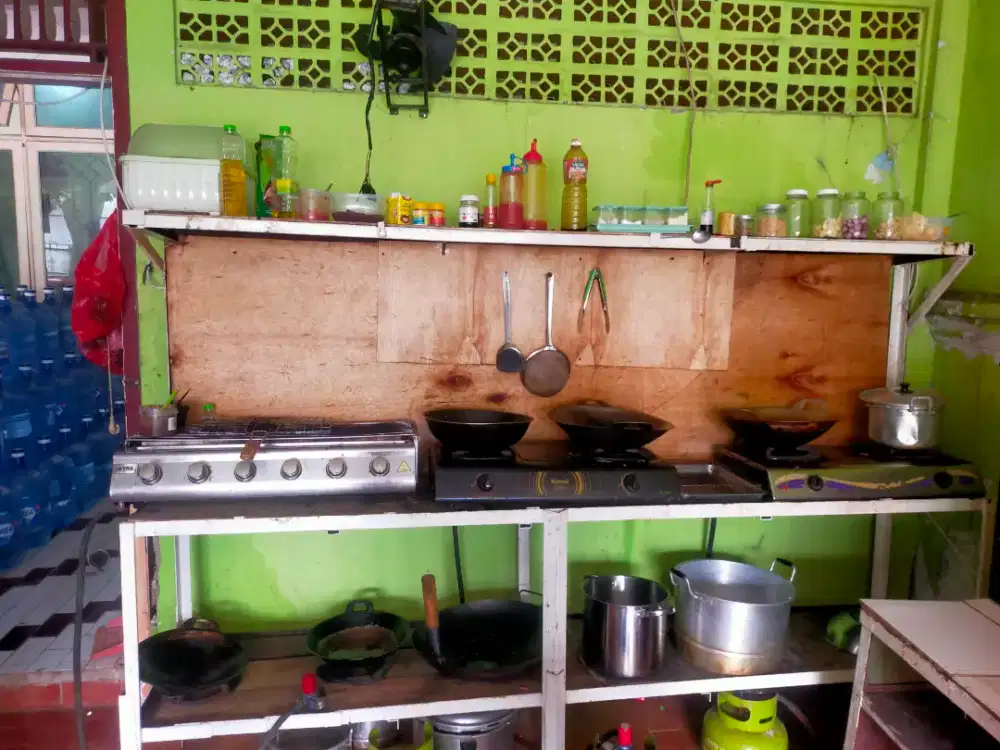 Dibutuhkan karyawan pecel lele dan sea food