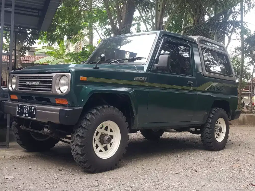 Taft rocky 4x4 ori termurah