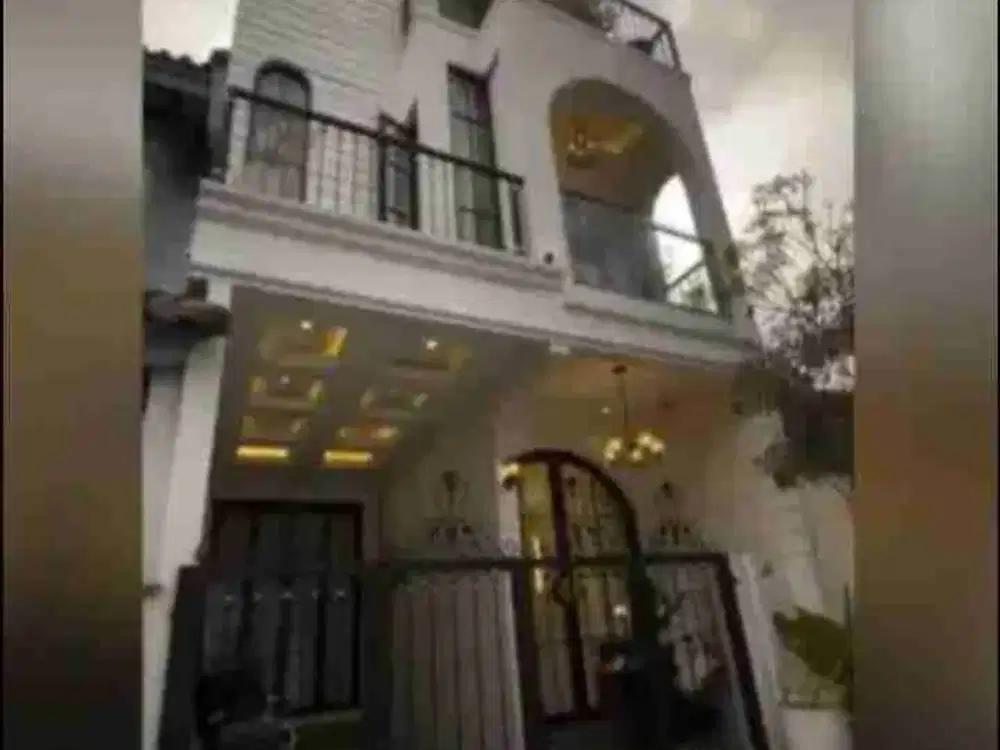 Rumah Mewah Baru Fess Harga Rumah Second !!! Di Matraman Jakarta Timur