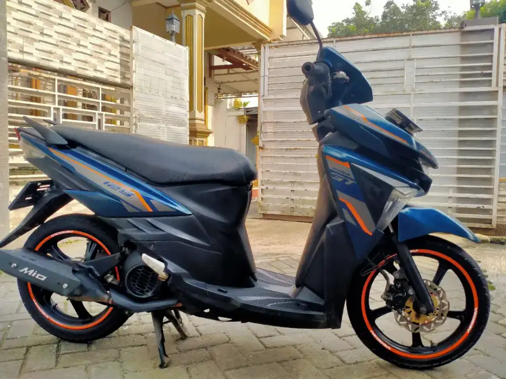 Soul GT 125 blucore lengkap motor sehat keterangan detail dibawah
