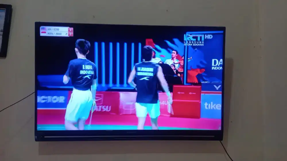 Tv led merk sharp 42inch