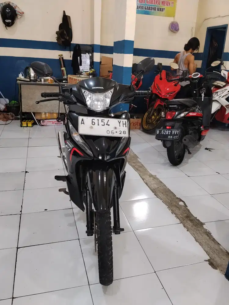 (jual cepat) Honda Revo 2018 kondisi gres