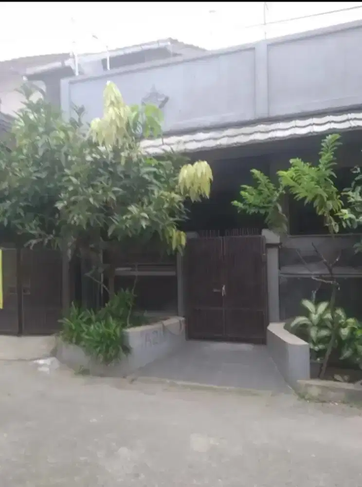 Dijual Cepat! Rumah Strategis di Galaxy