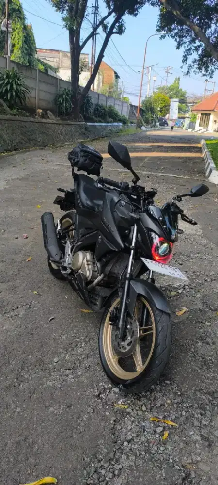 Yamaha Vixion new 2020 hitam