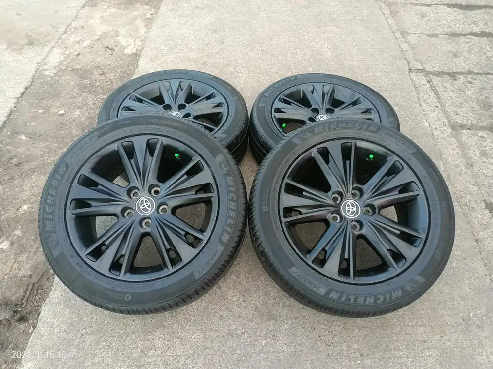 VELG INNOVA VENTURER R17 + BAN