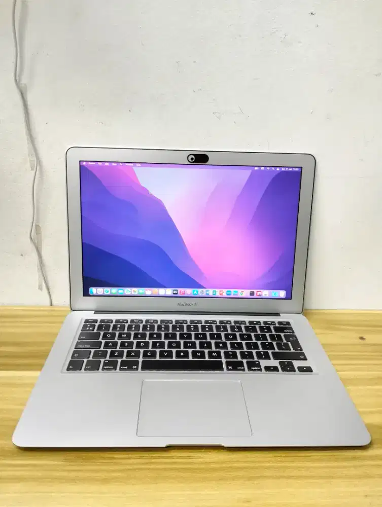 MacBook Air 2017 Intel Core i5 Ram 8GB SSD 128GB