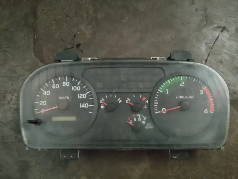 Speedometer Hino lohan 260 TI