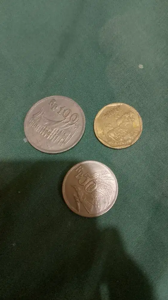 Menjual uang kuno,uang kertas dan barang antik