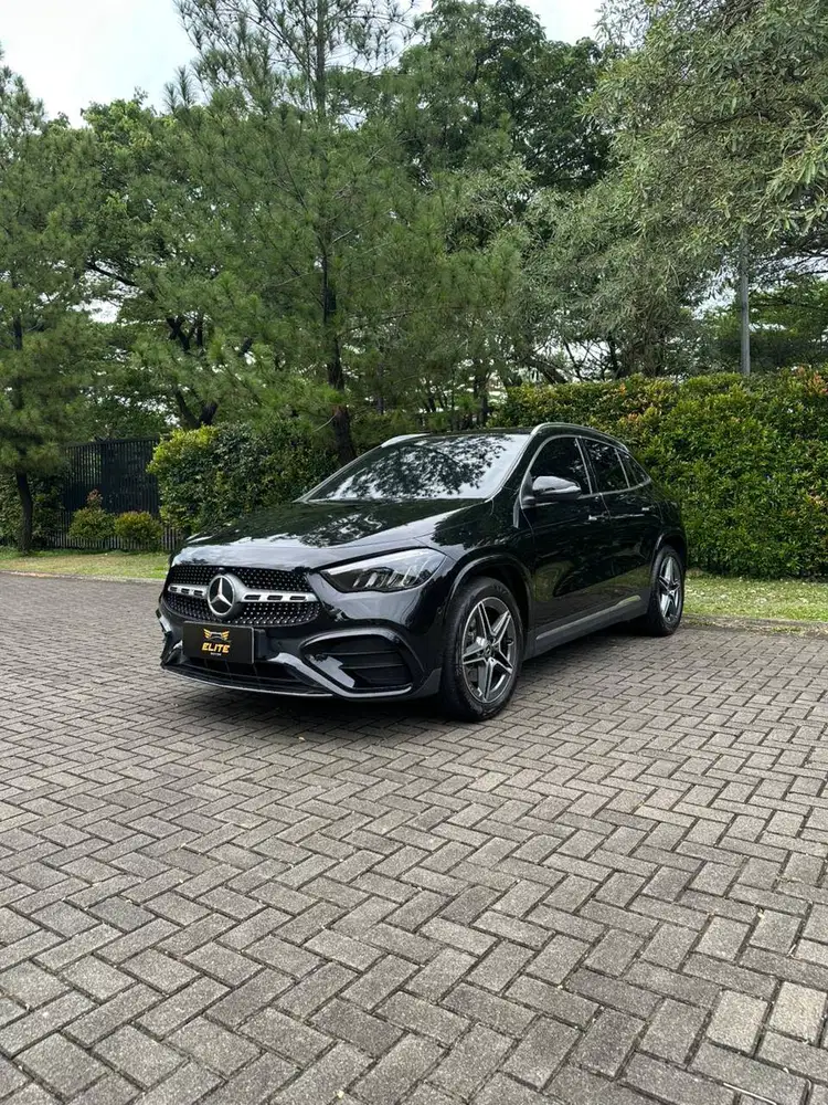 Mercedes Benz GLA 200 AMG 2025