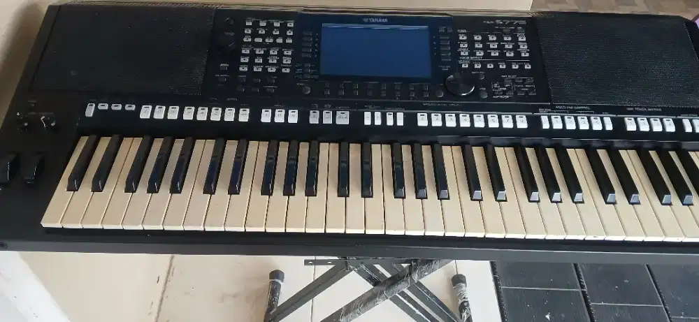 Yamaha Psr s775 / Psr s 775 / psr-s 775