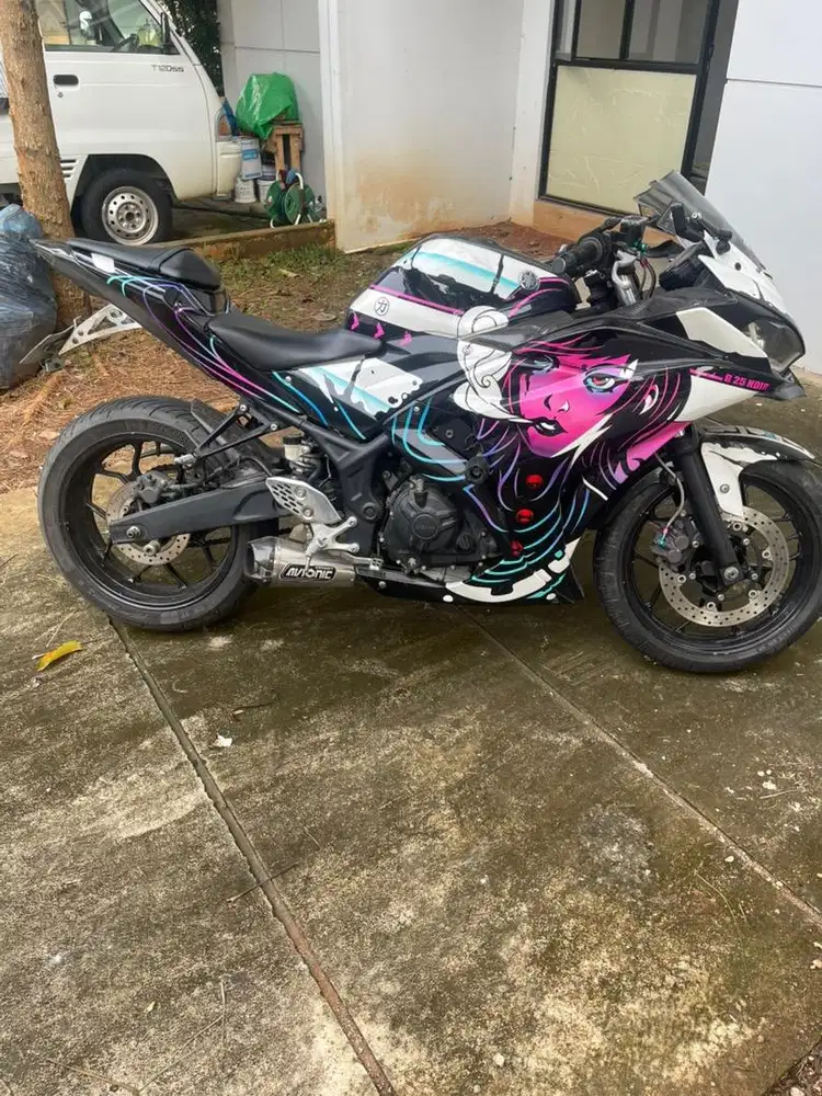 Yamaha R25 Air Brush Jarang Pakai 2015