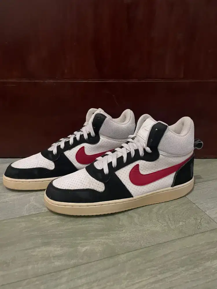 Sepatu Nike Court Vision Mid