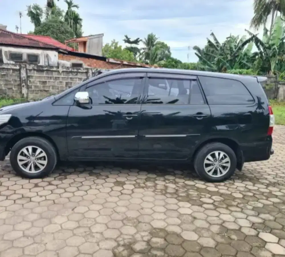Kijang inova tahun 2014