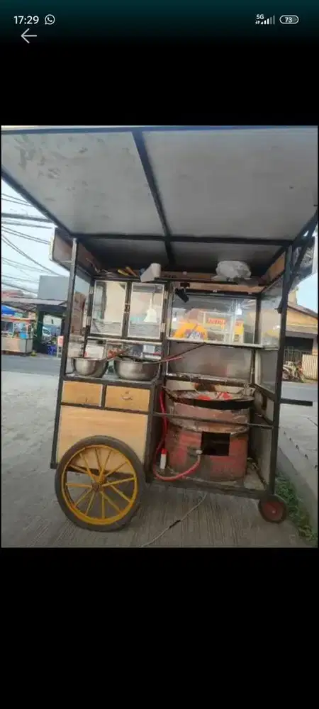 Dicari karyawan gorengan